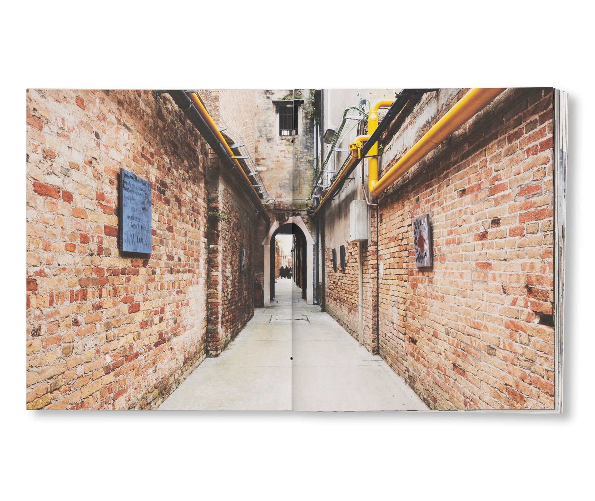 CON I MIEI OCCHI – WITH MY EYES
