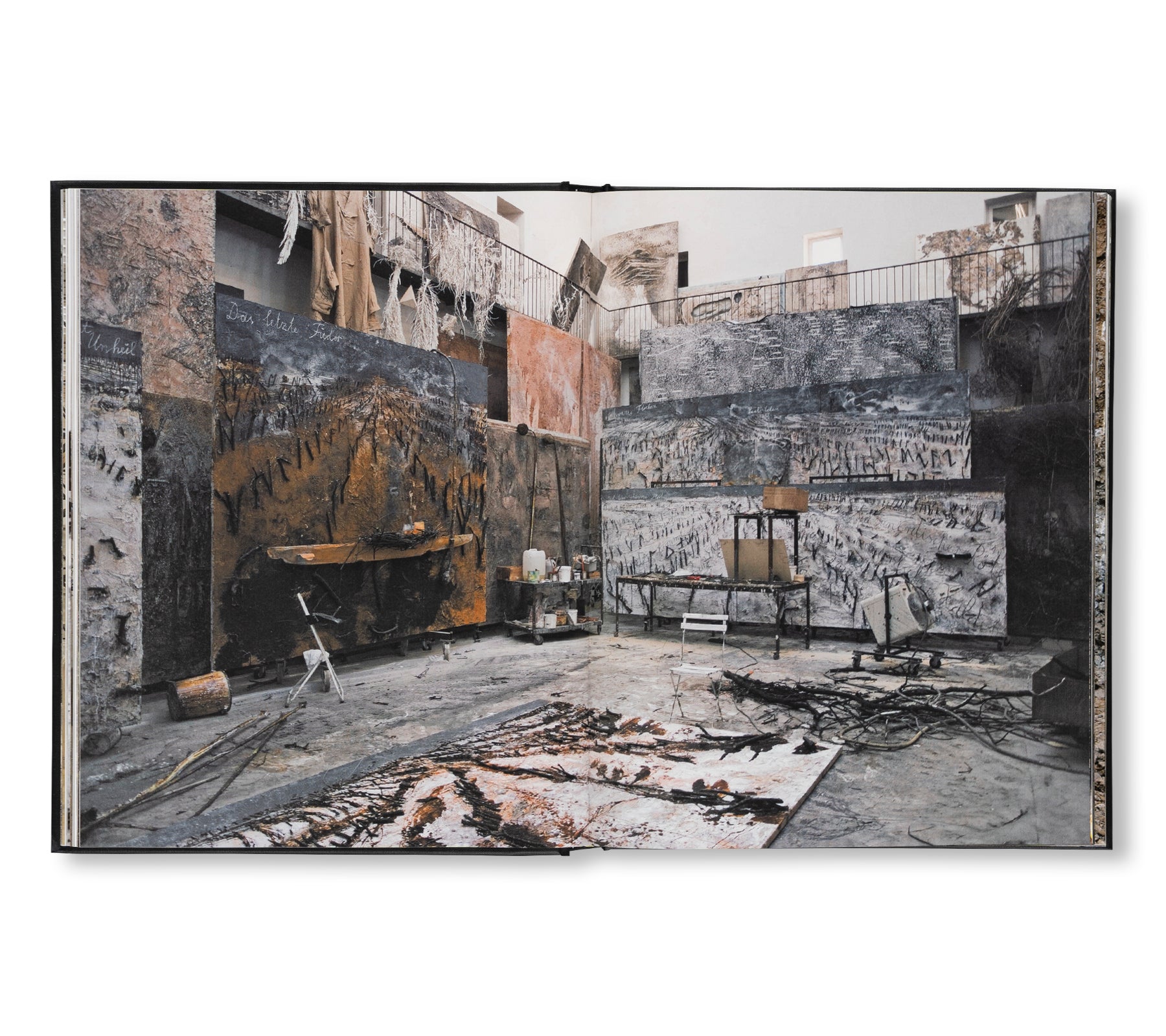 ANSELM KIEFER - STUDIOS by Danièle Cohn