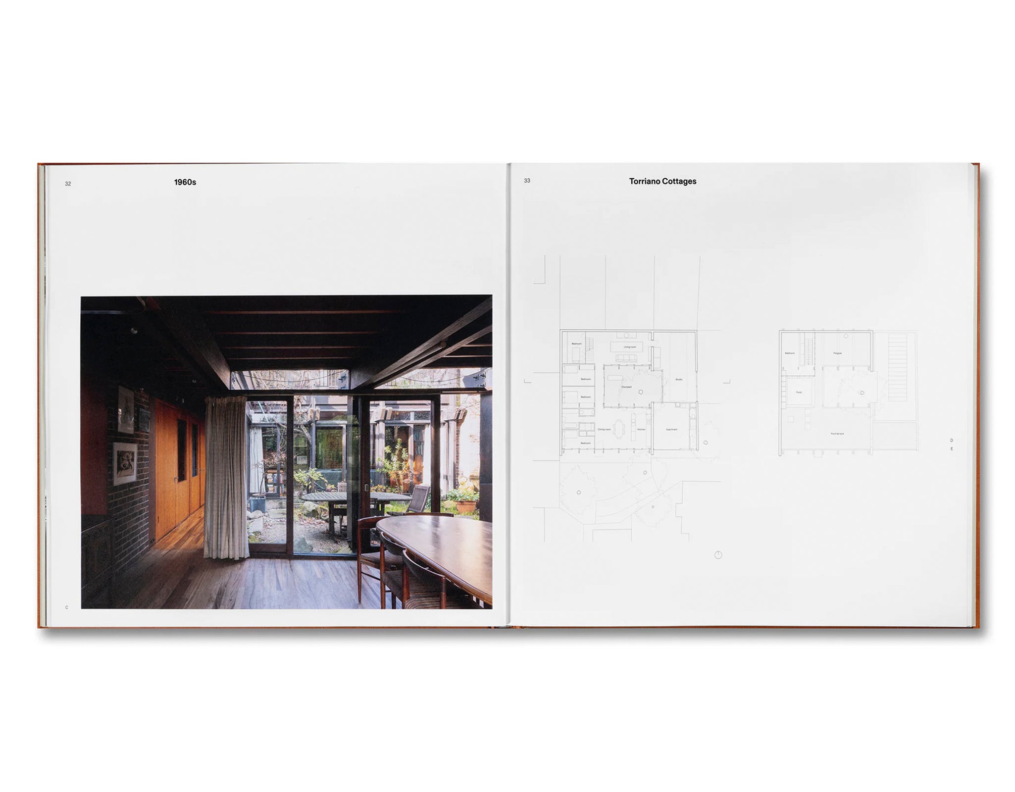 AT HOME IN LONDON: THE MEWS HOUSE by Ellis Woodman