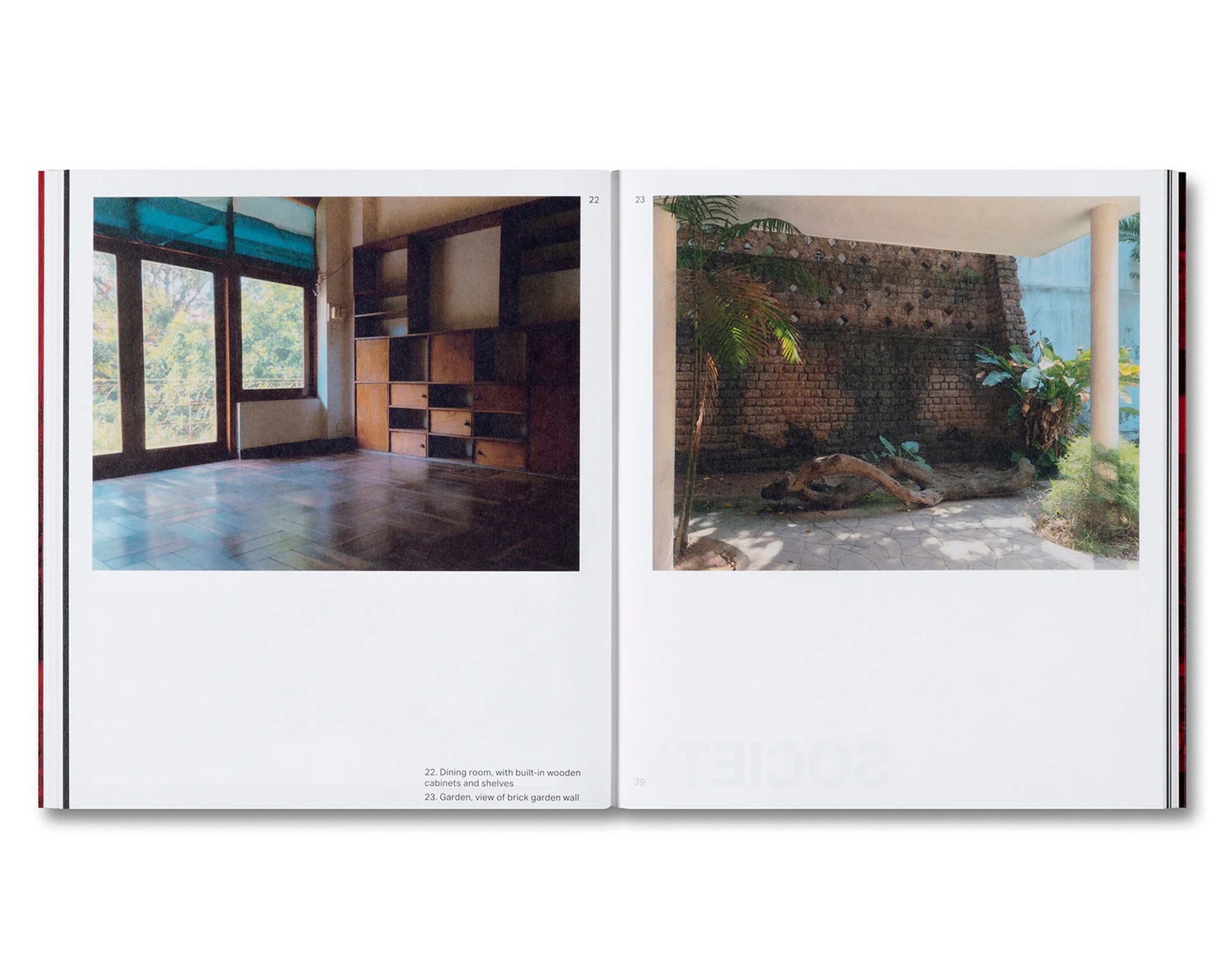 MINNETTE DE SILVA: INTERSECTIONS by Anooradha Iyer Siddiqi