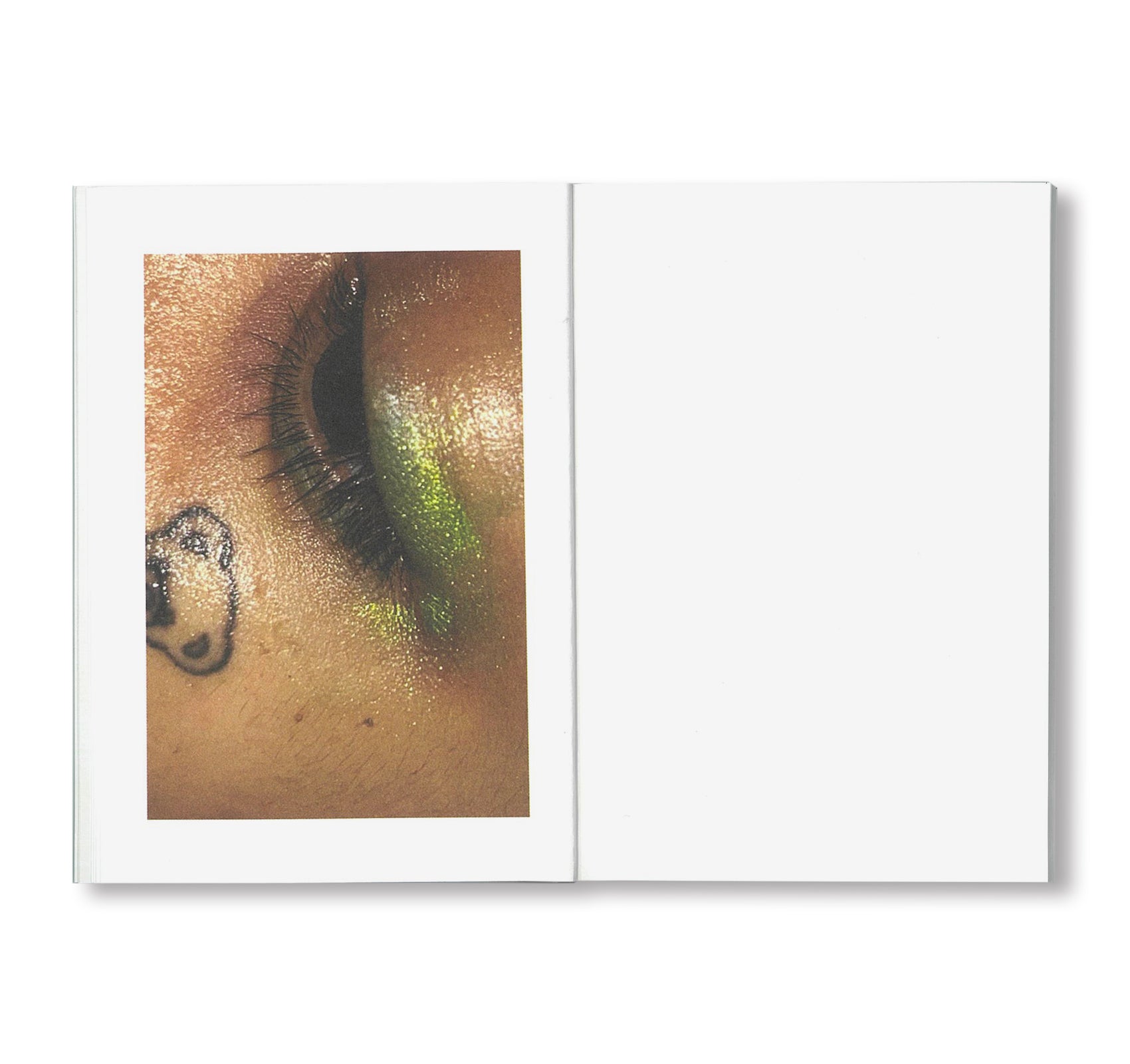 EYES by Inge Grognard