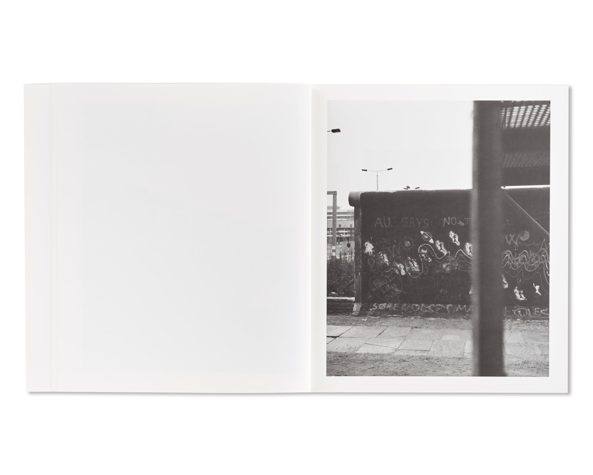 WAFFENRUHE by Michael Schmidt