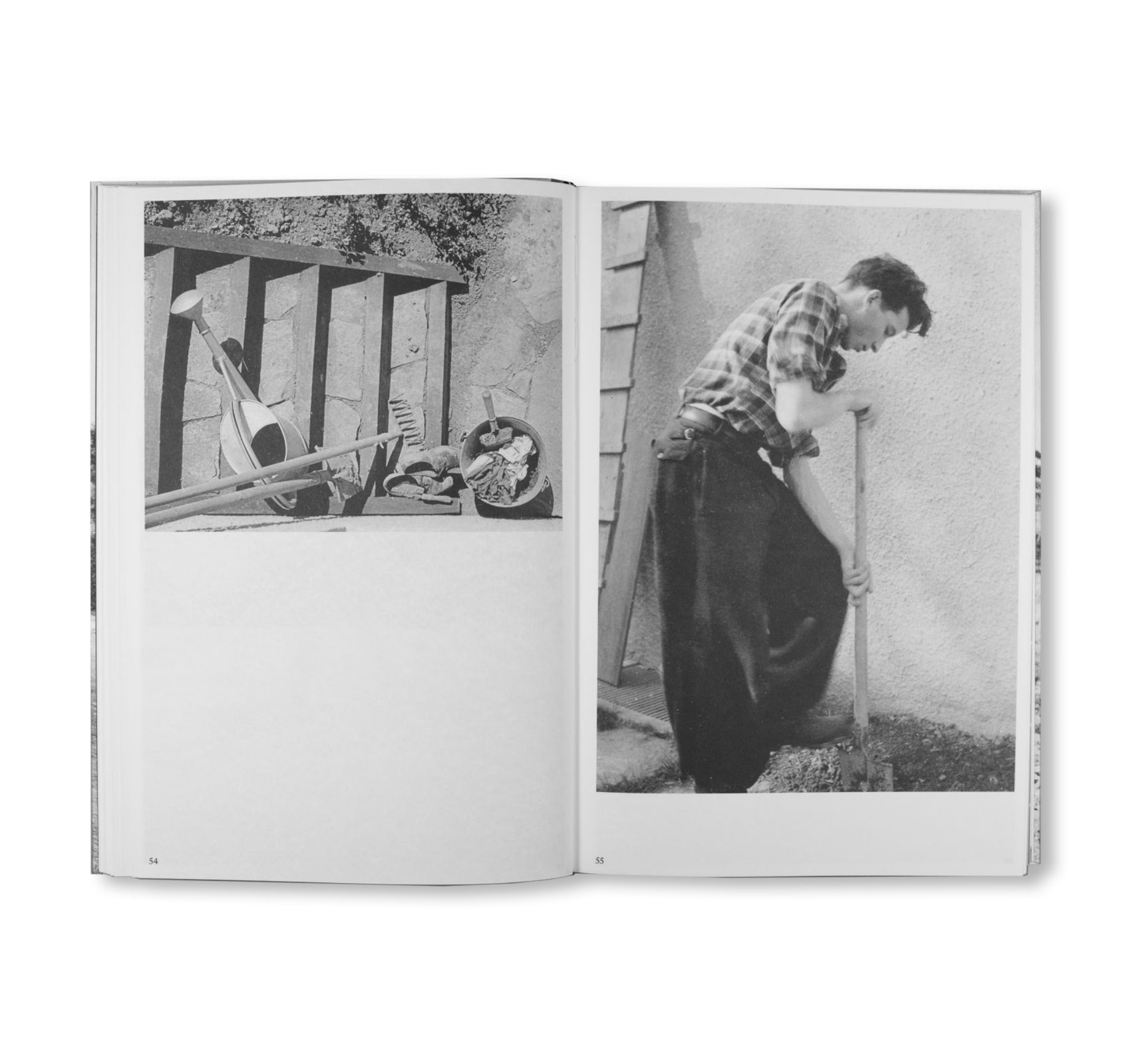 DIE VERWANDTE. AUS DEM FOTOGRAFISCHEN NACHLASS DER ANNE-MARIE VON WOLFF by Mimi von Moos