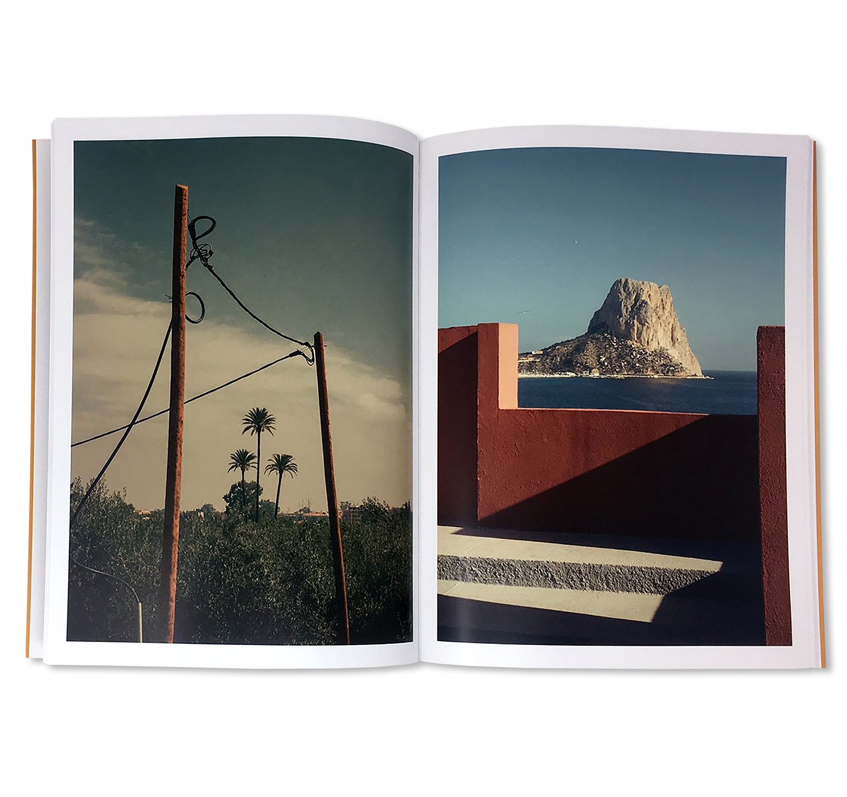 DISTANCES by Romain Laprade