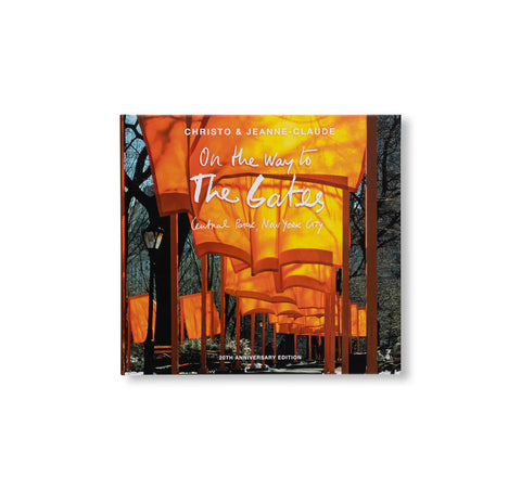 SUSPENDED MOMENT: THE ARCHITECTURE OF FRIDA ESCOBEDO by Frida Escobedo [ENGLISH EDITION]