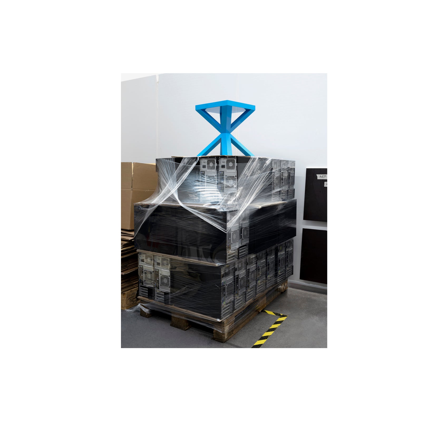 X-HOCKER by Herzog & de Meuron [TRAUMSCHIFF KRETA EDITION / KRETA BLUE]