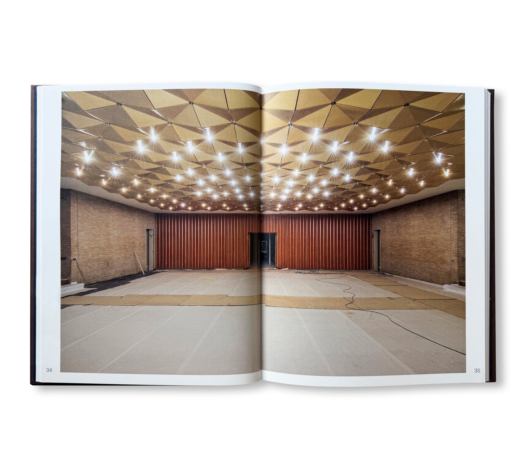 KINO INTERNATIONAL - INNENLEBEN EINER IKONE by Christoph Eckelt [GERMAN EDITION]