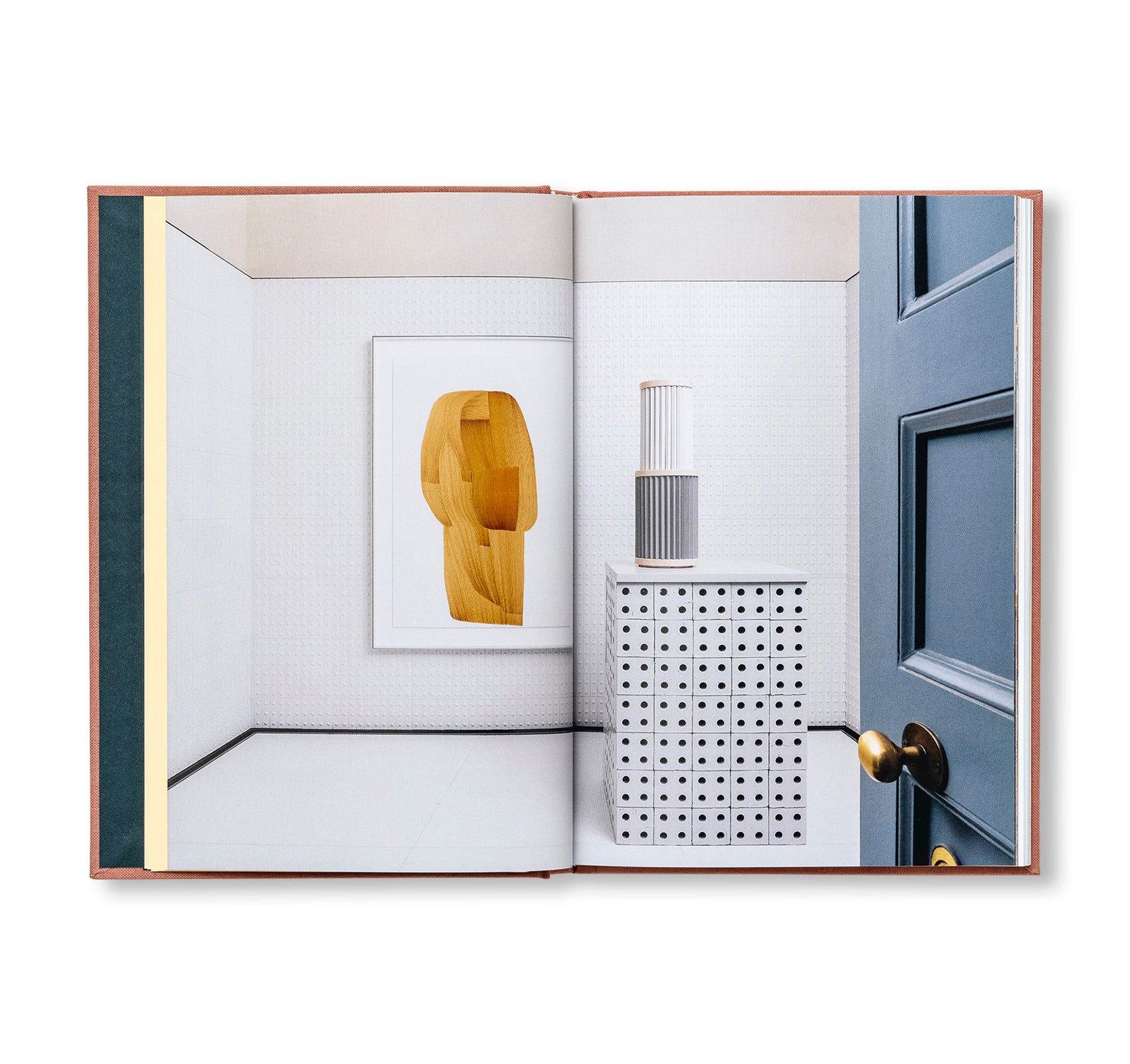 MUT 7 | THE SOUND OF MY LEFT HAND by Ronan Bouroullec