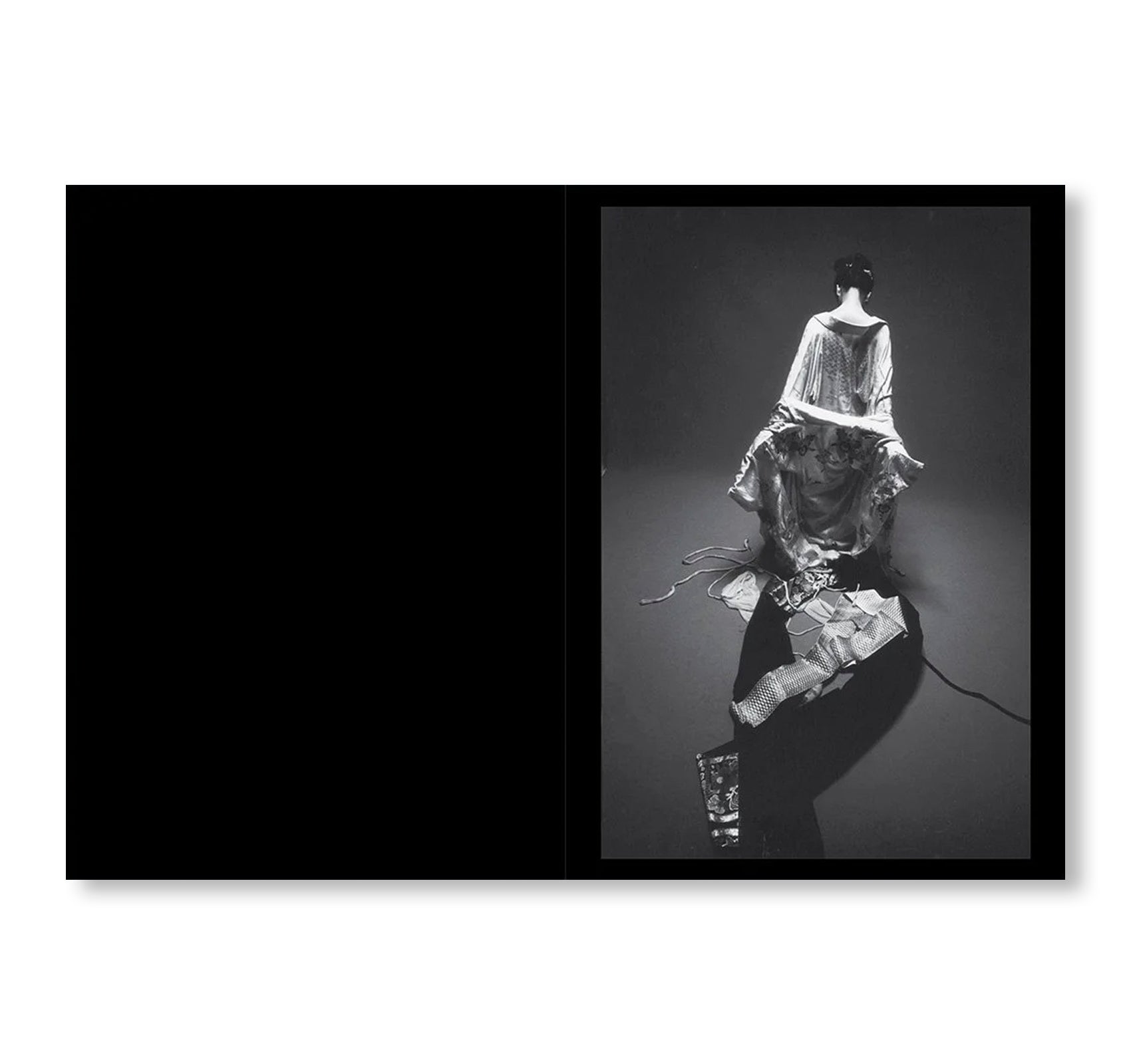 ONE PICTURE BOOK TWO #45: KIMONO by Eikoh Hosoe