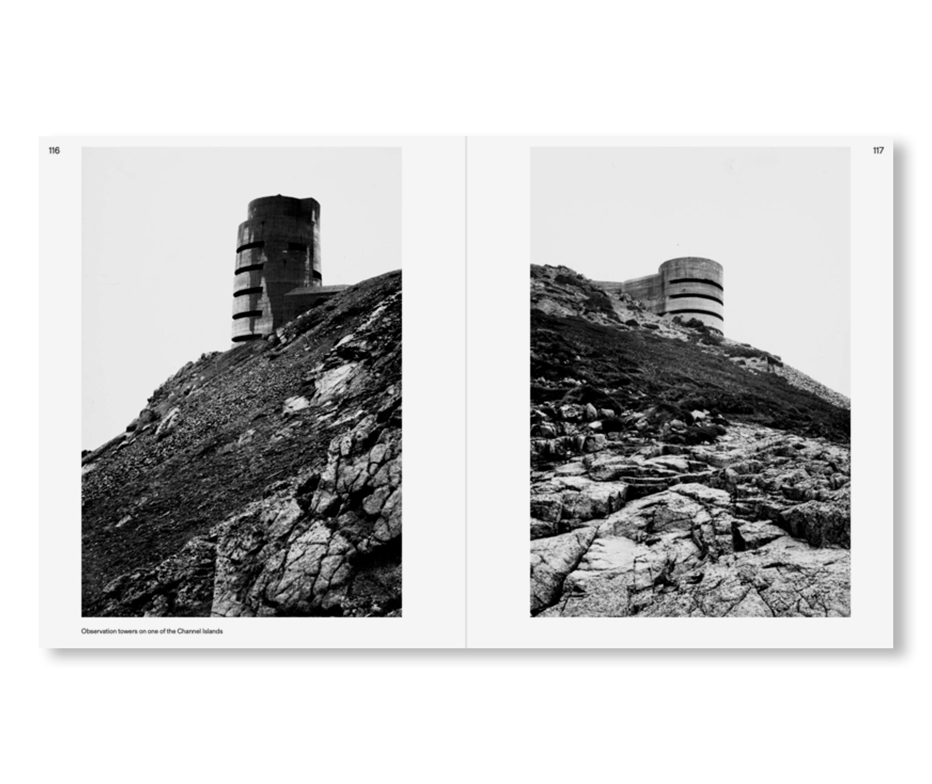 PAUL VIRILIO: BUNKER ARCHEOLOGY by Paul Virilio