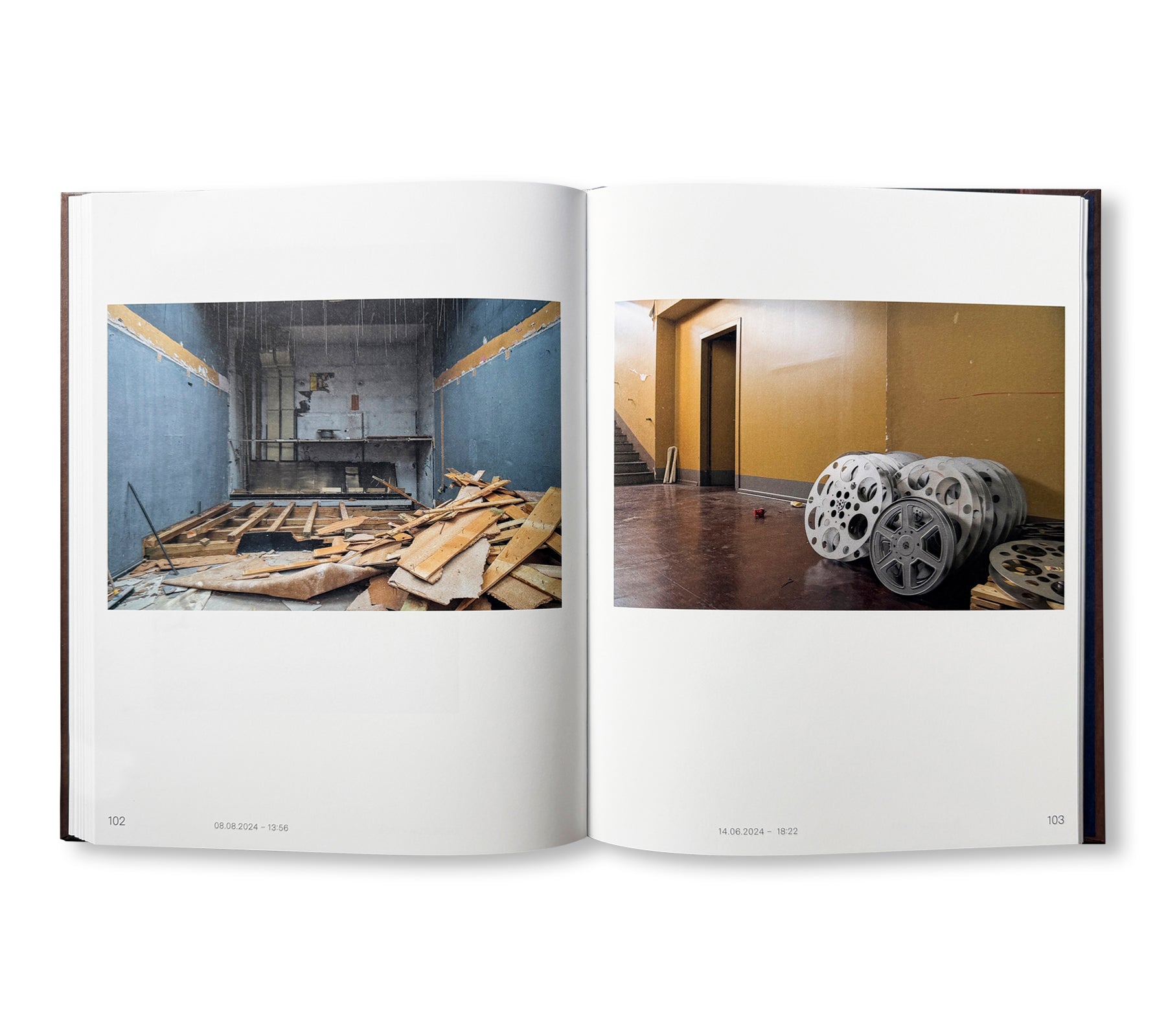 KINO INTERNATIONAL - INNENLEBEN EINER IKONE by Christoph Eckelt [GERMAN EDITION]