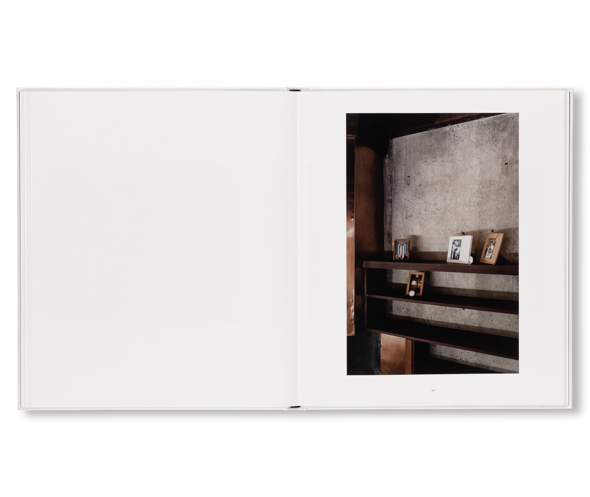 I HEAR THE ANCIENT MUSIC OF WORKS AND WORKS, YES, THAT’S IT. by Vincent Fecteau, Florian Pumhösl
