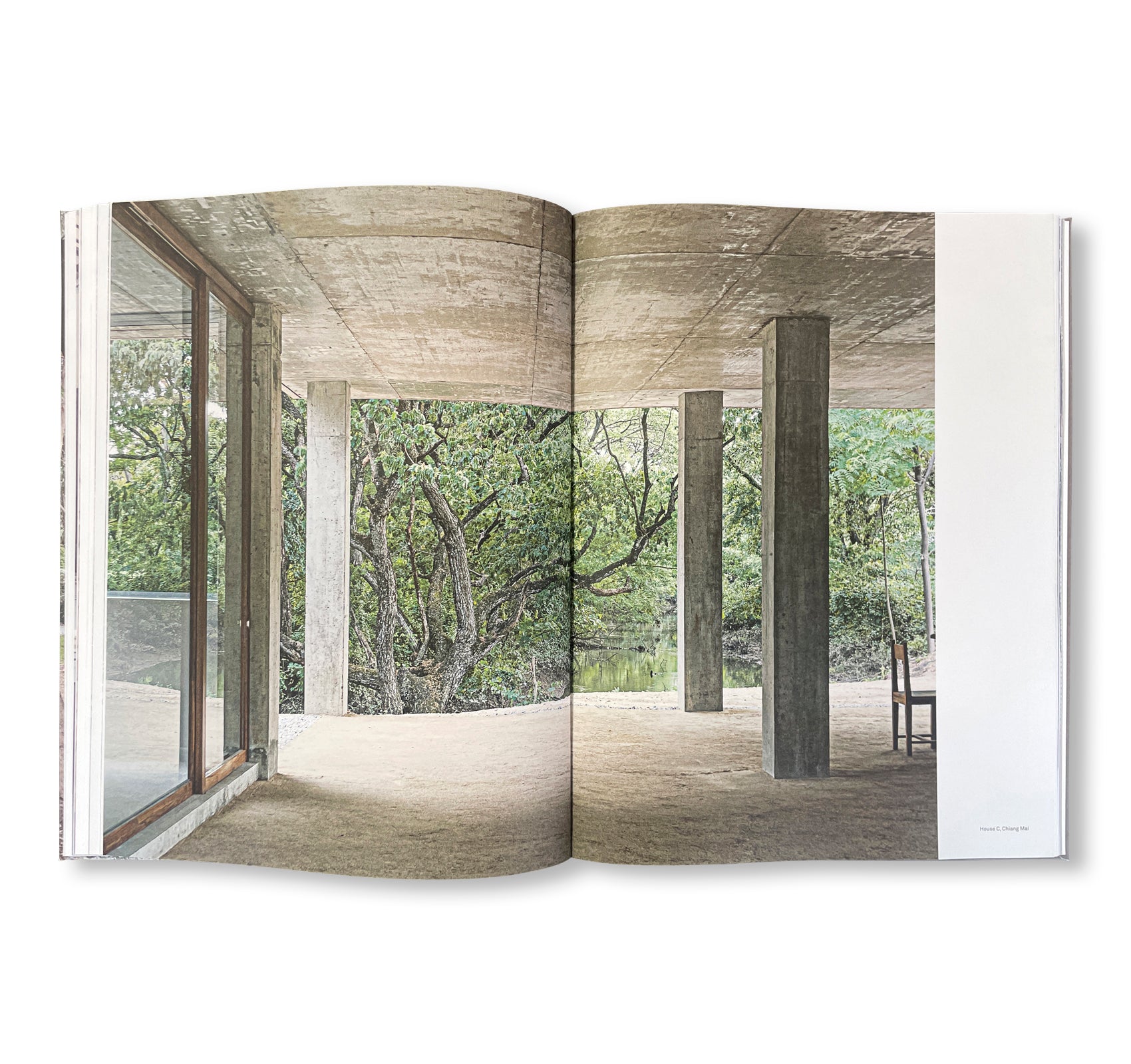 2G No. 96 BANGKOK TOKYO ARCHITECTURE