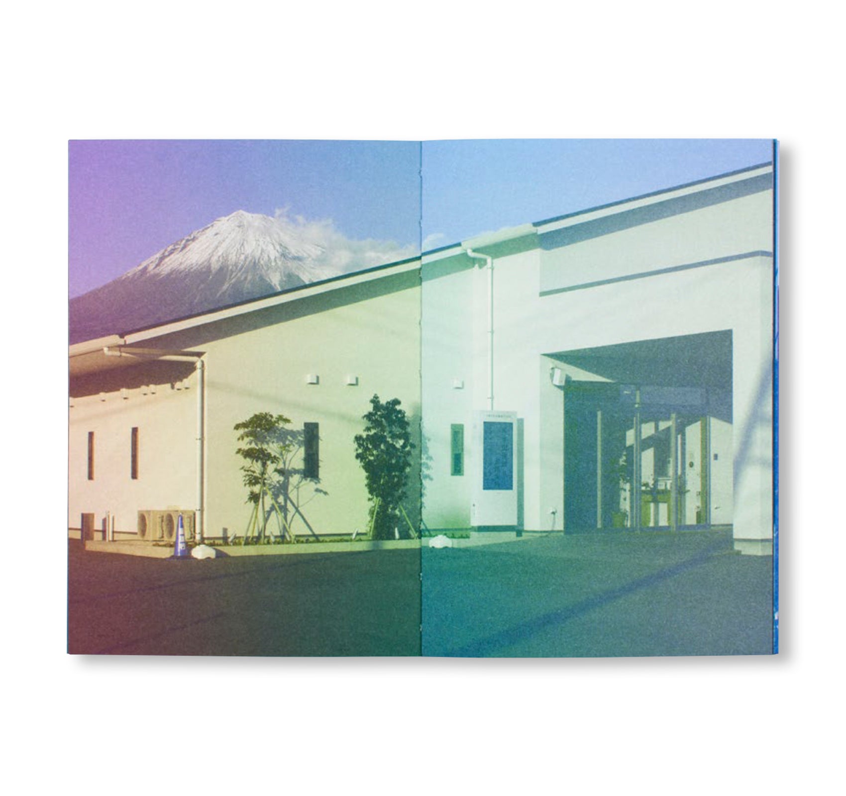 FUJI by Fanette Mellier, Clément Vauchez