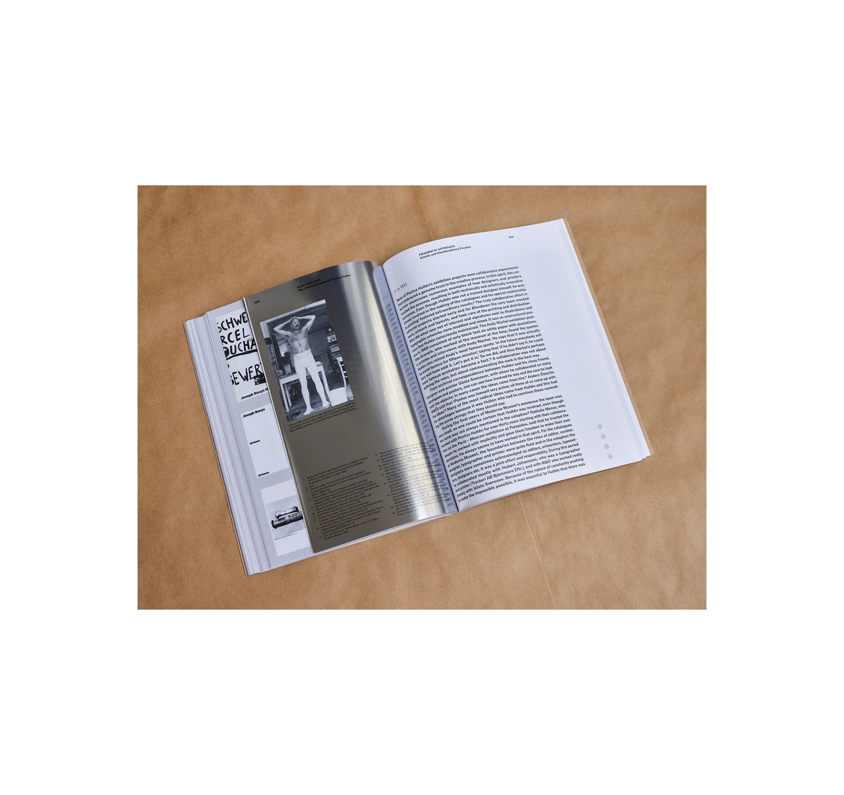 KEEP SMILING! – THE PRINTED UNIVERSE OF PONTUS HULTEN by Pontus Hultén, Stina Gromark [ENGLISH EDITION]