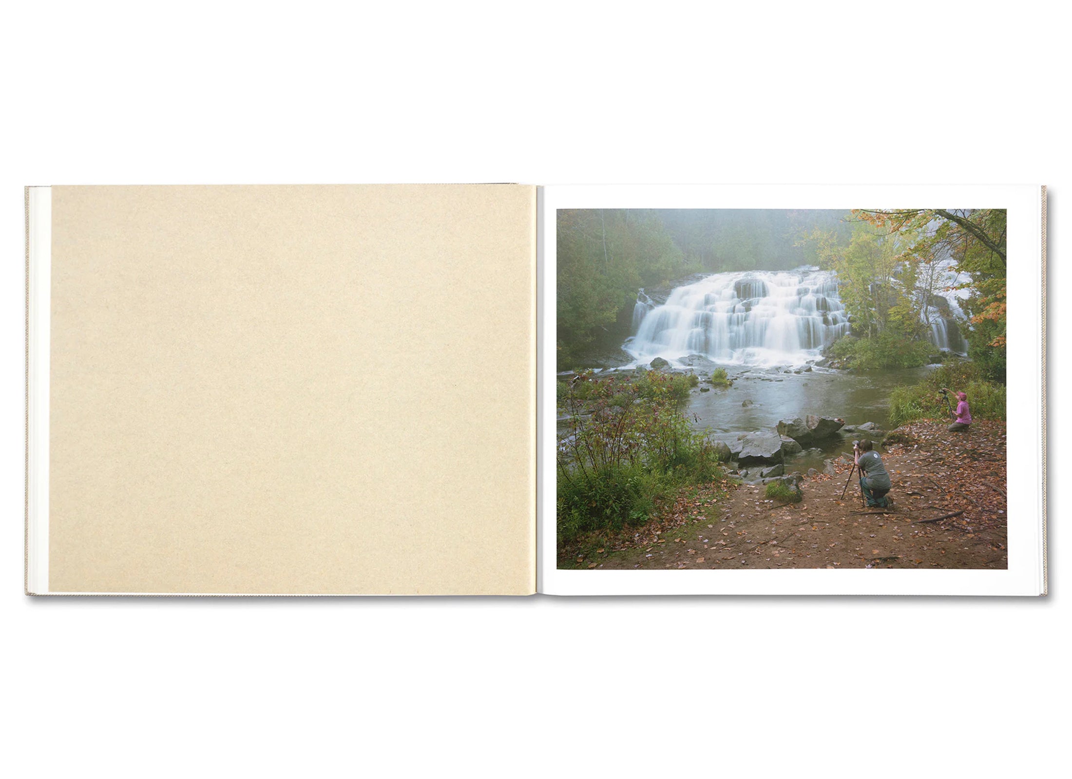 A POUND OF PICTURES by Alec Soth [SIGNED]