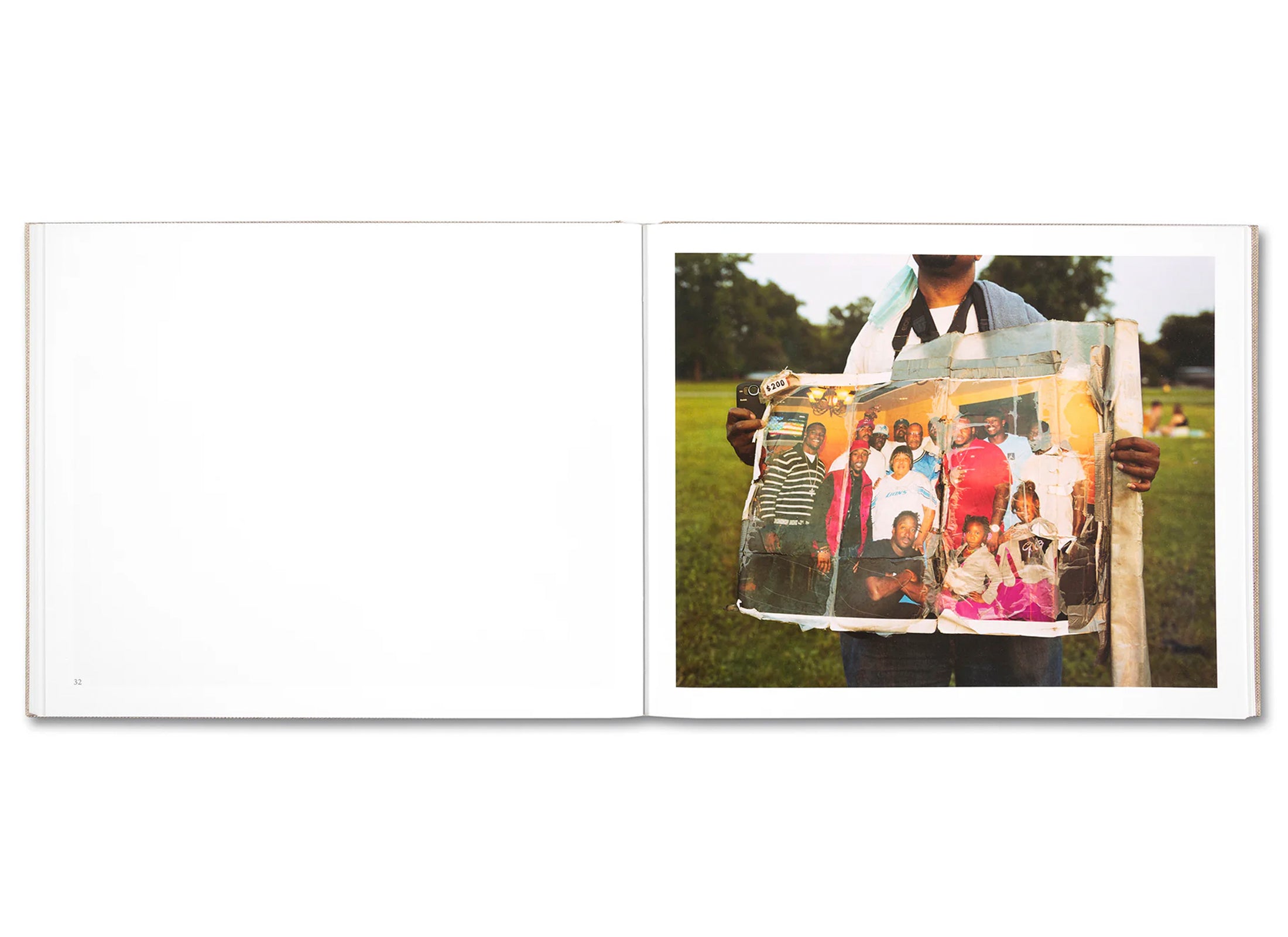 A POUND OF PICTURES by Alec Soth [SIGNED]