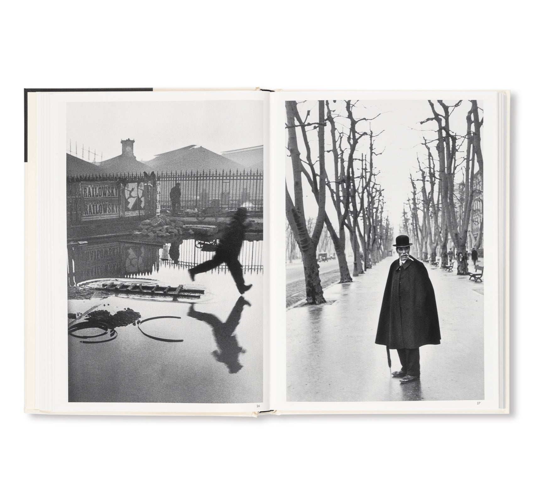 HENRI CARTIER-BRESSON, THE DECISIVE MOMENT by Henri Cartier-Bresson, Clément Chéroux [NEW EDITION]