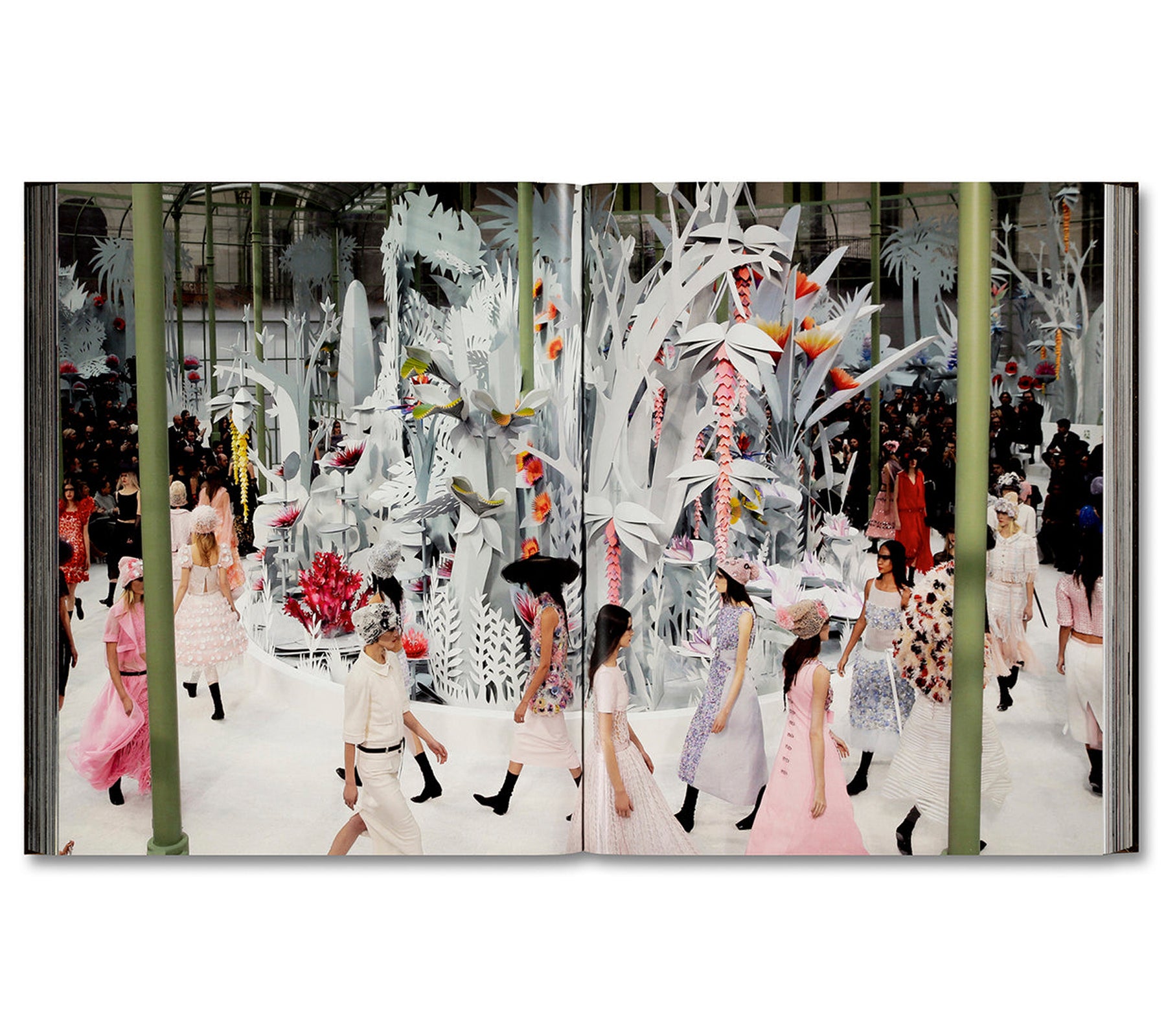 CHANEL HAUTE COUTURE by Sofia Coppola [SIGNED]