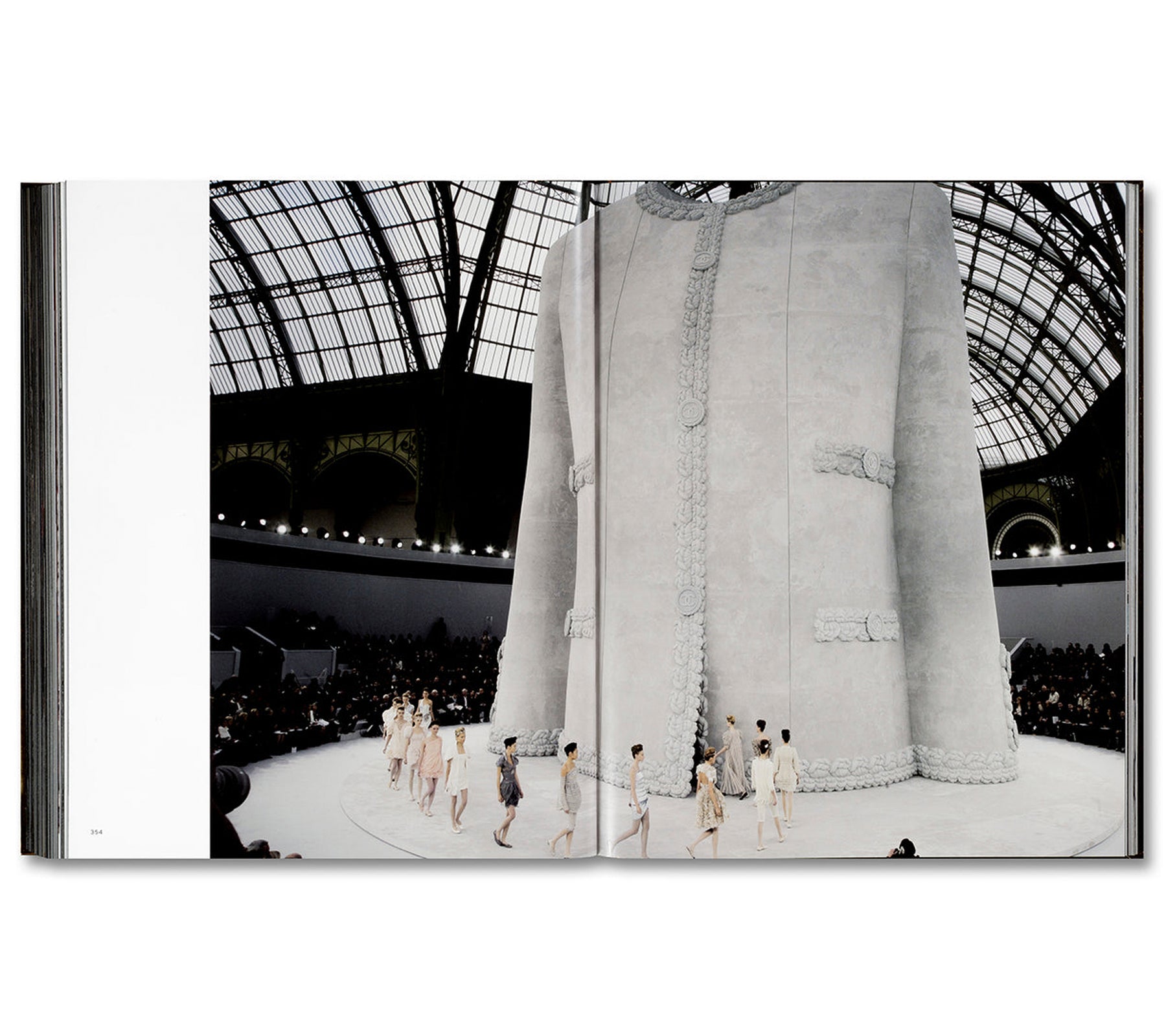 CHANEL HAUTE COUTURE by Sofia Coppola [SIGNED]