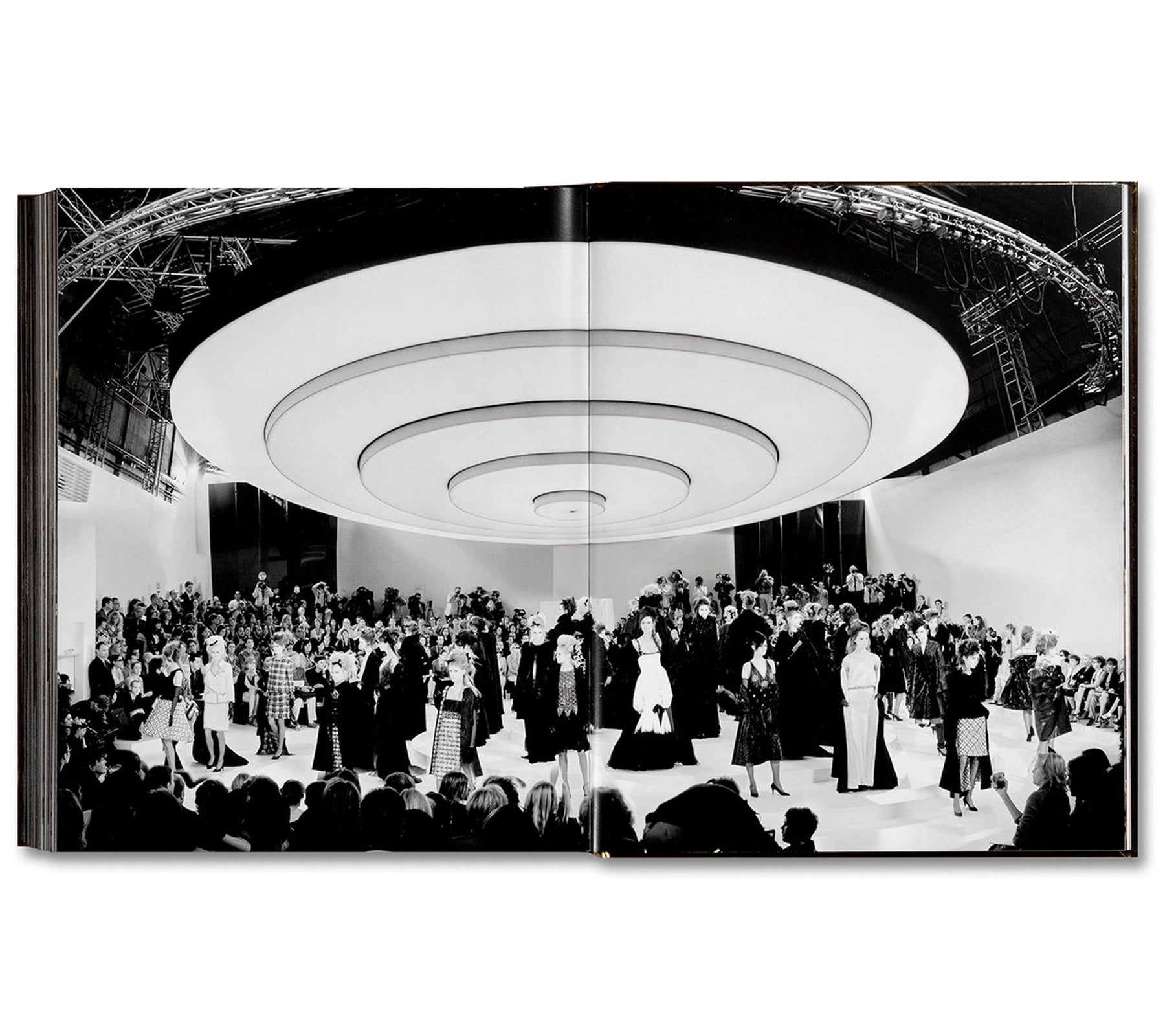 CHANEL HAUTE COUTURE by Sofia Coppola [SIGNED]