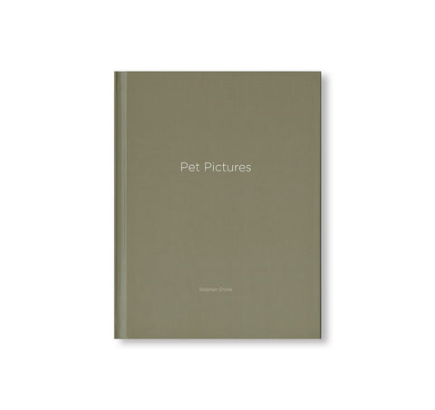 ONE PICTURE BOOK #73: PET PICTURES by Stephen Shore